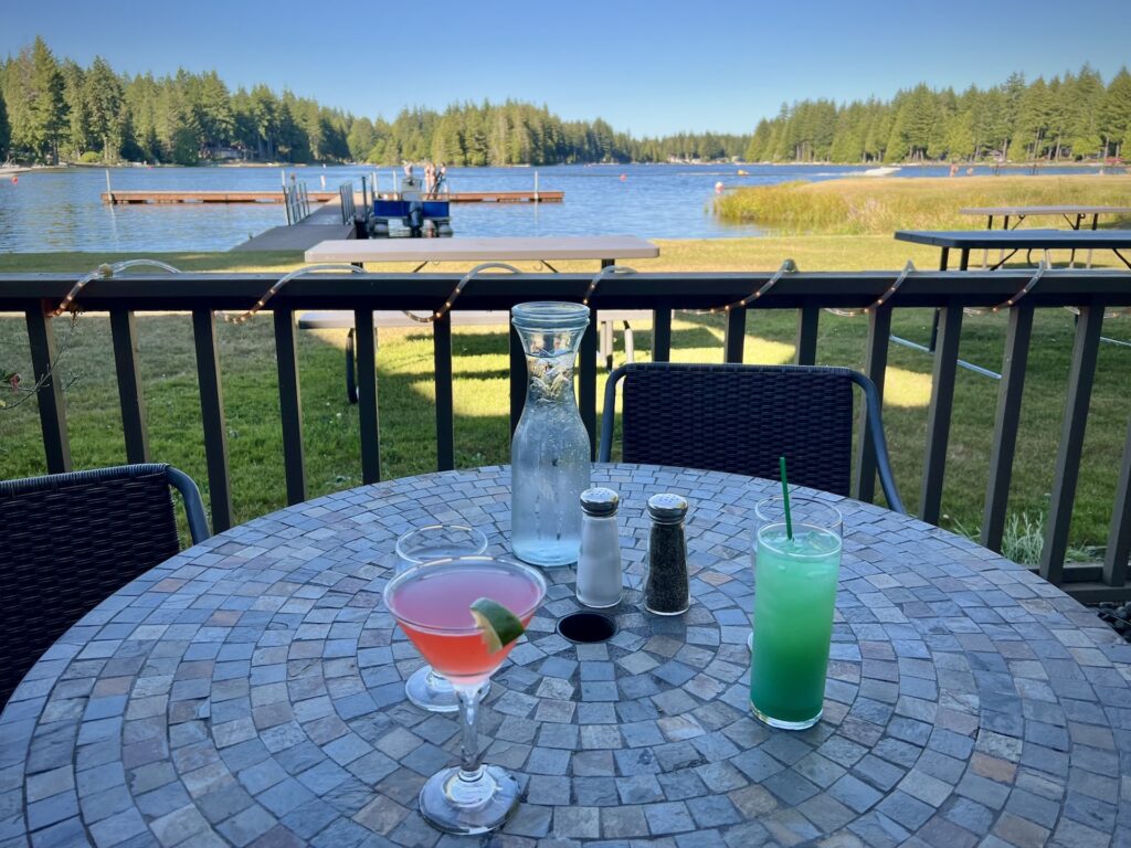 Lake Limerick Inn Patio Dining